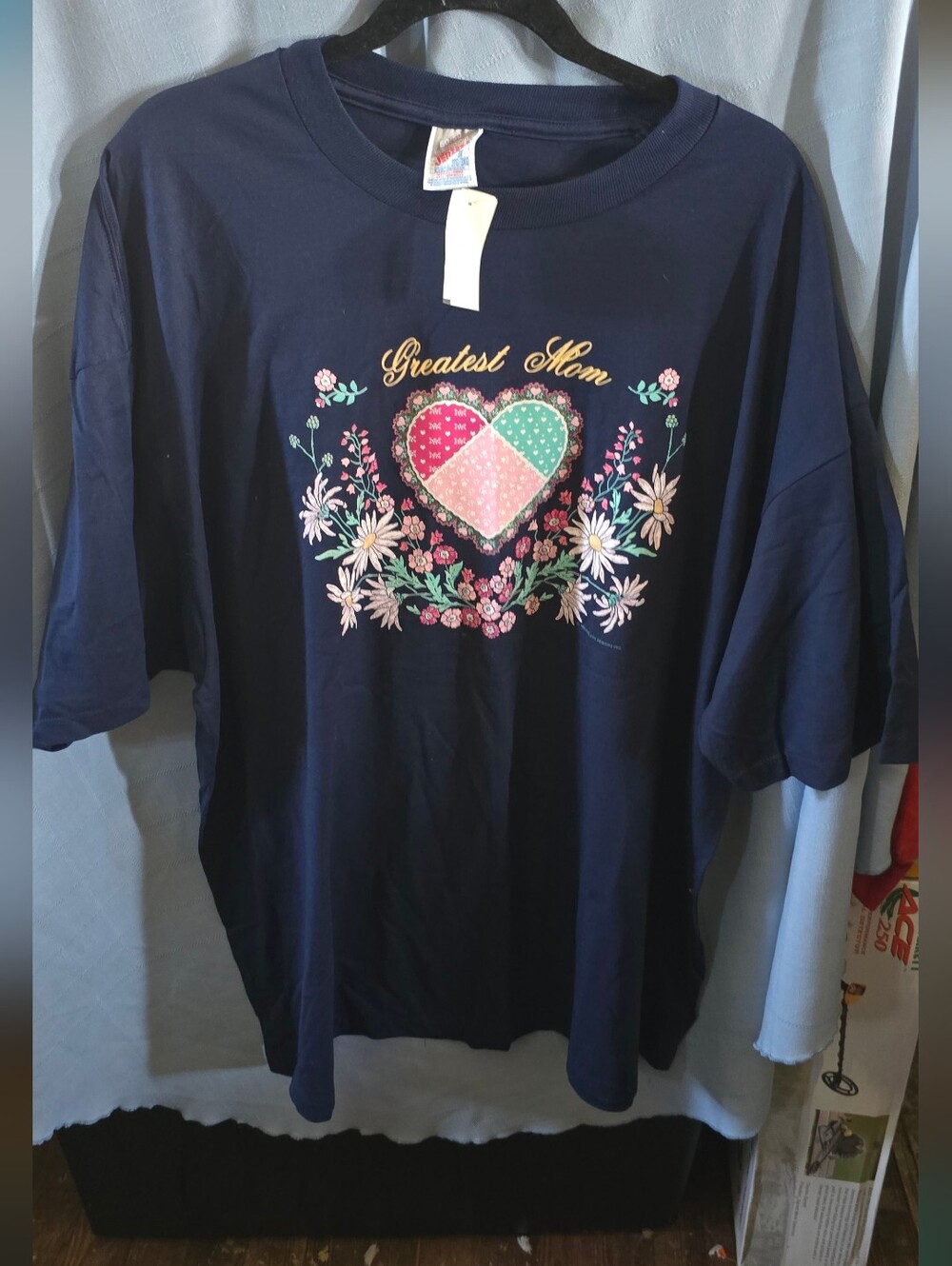 Jerzees Navy 'Greatest Mom' Floral Heart Short Sleeve Tee